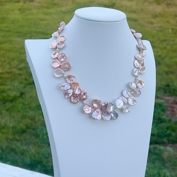 RL006 Handmade Freshwater Flower Petal Baroque Pearl Necklace - Picture 6 of 9